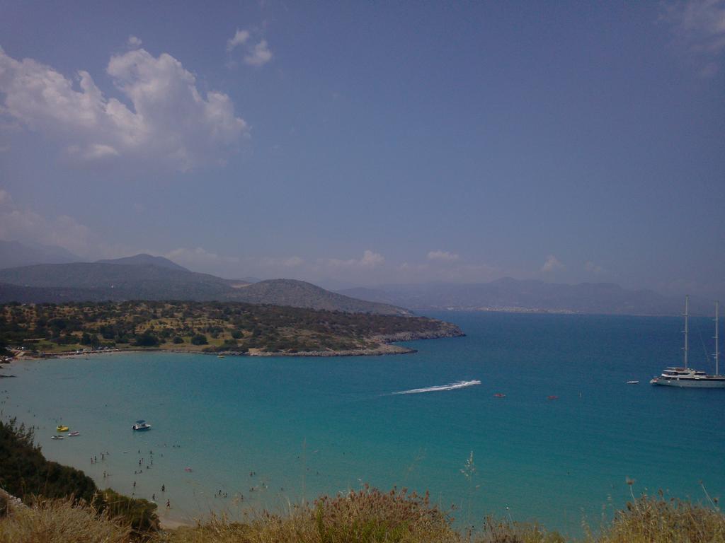 Stelios Apartments Istro Bagian luar foto